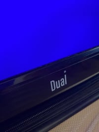 Dual • ٣٢ بوصة • شاشة LED