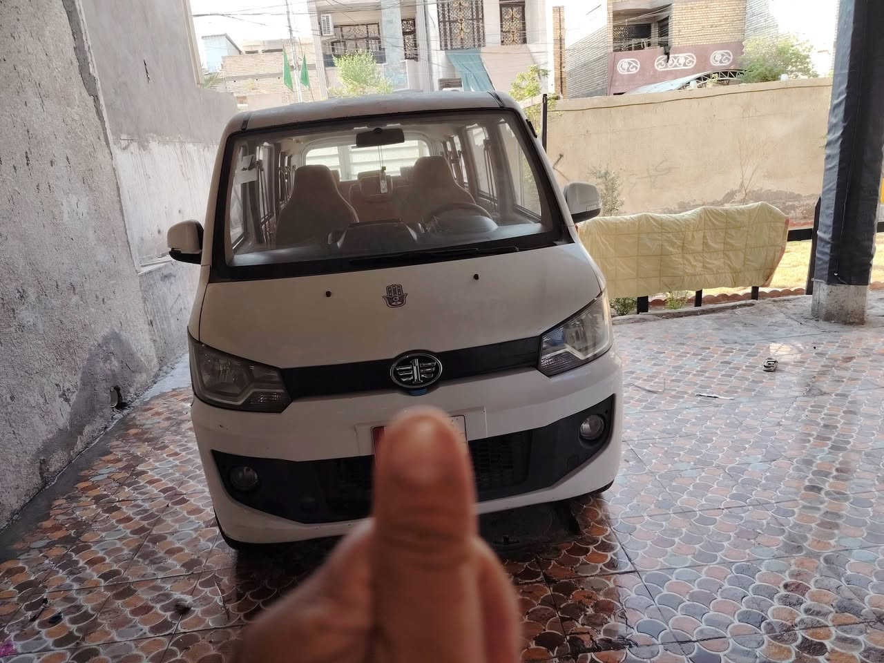 السلام عليكم فاو خشفه٢٠١٥ مكينة كير كولا صدر جديد دوشه جديدة تخم تاير جديد السيارة حره ابيع على موجود اعتاهدلك سرقه وعشاير السعر٣٢بيه مجال بسيطه ما متواجد على فيس الرقم ***********
