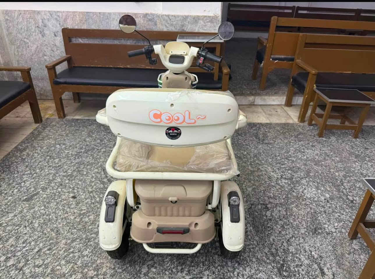 دراجه ثلاثيه • للبيع