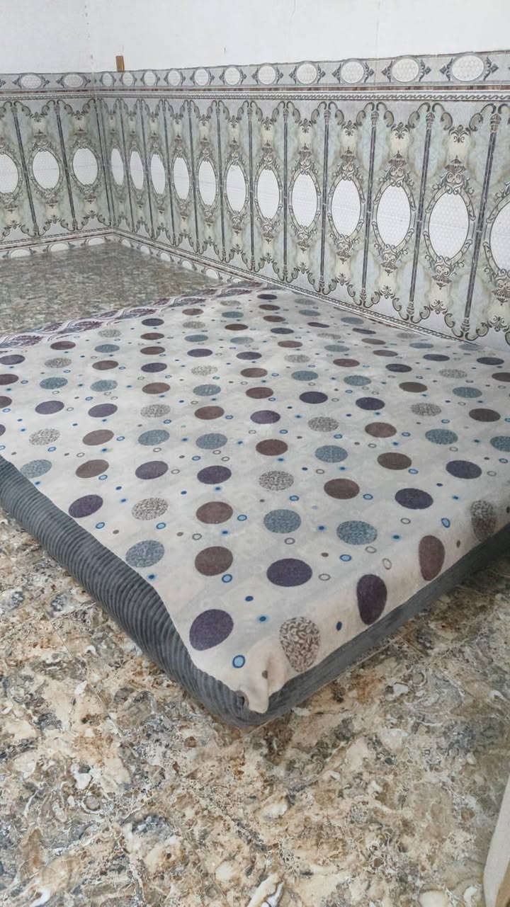 مندر نفرين • دوشك جديد • مكان آمن