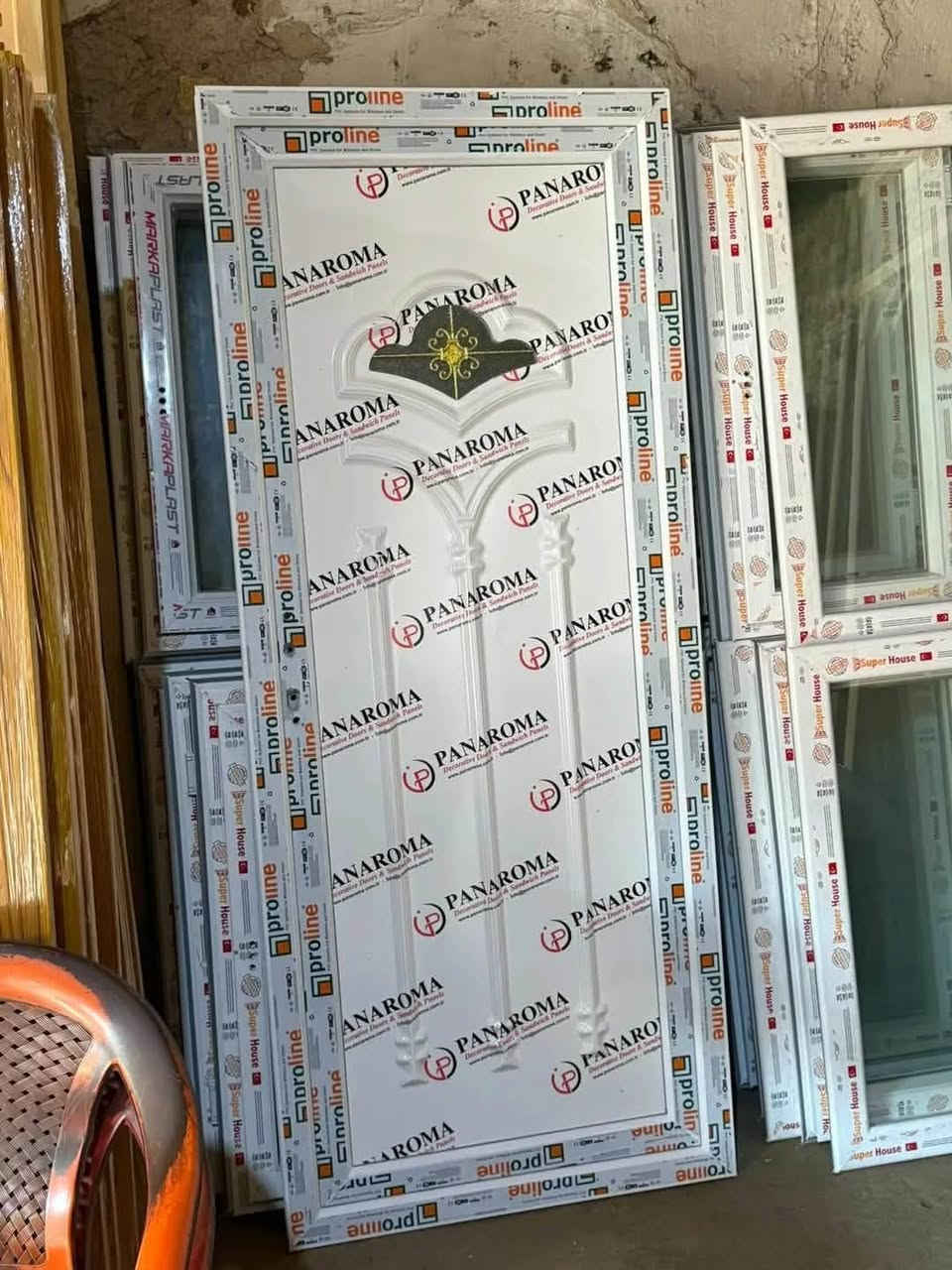 بوابات PVC • أبواب المنيوم • توصيل مجاني ميسان