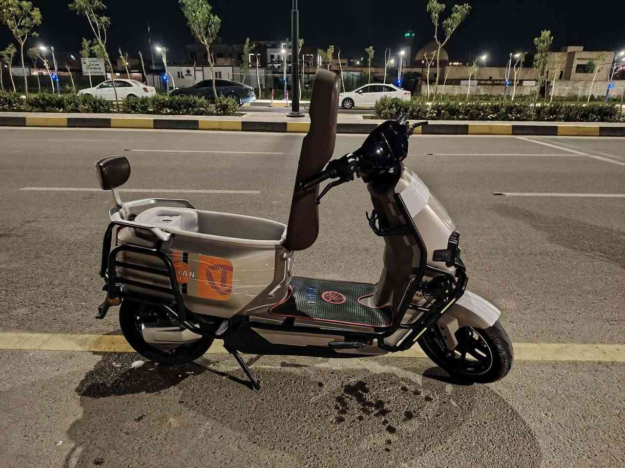 ماطور وحش الكون للبيع نضيف حيل مستعمل 3اشهر
دبل  بصمه
السعر مليون 300 وبي مجال بصيط
للتواصل ***********
