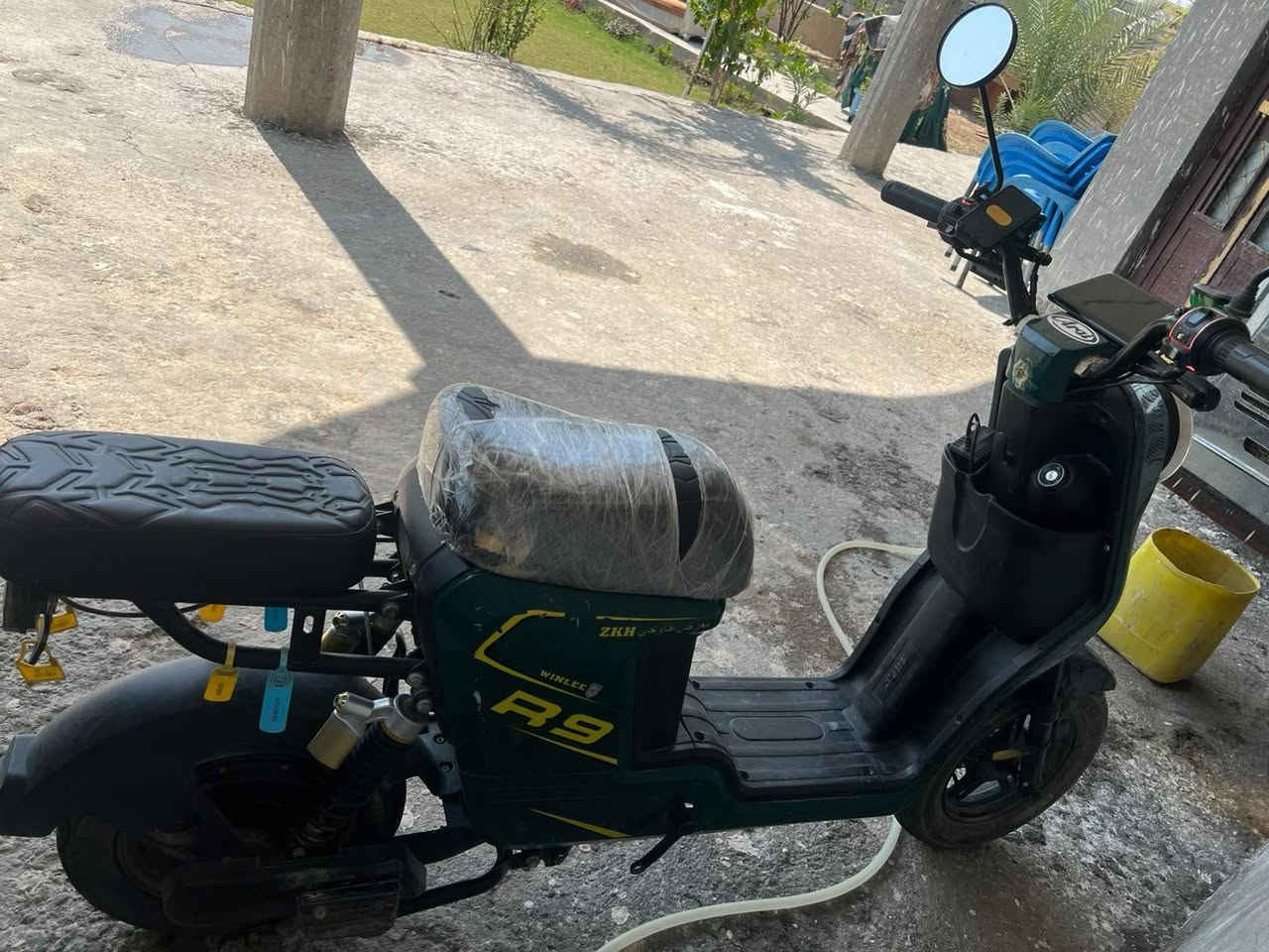 السلام عليكم دراجه شحن للبيع R9 اشياير بك اربع سرع ٥ بطاريات جاهزه السعر ٤٥٠ الف وبيه مجال الاتصال ***********
