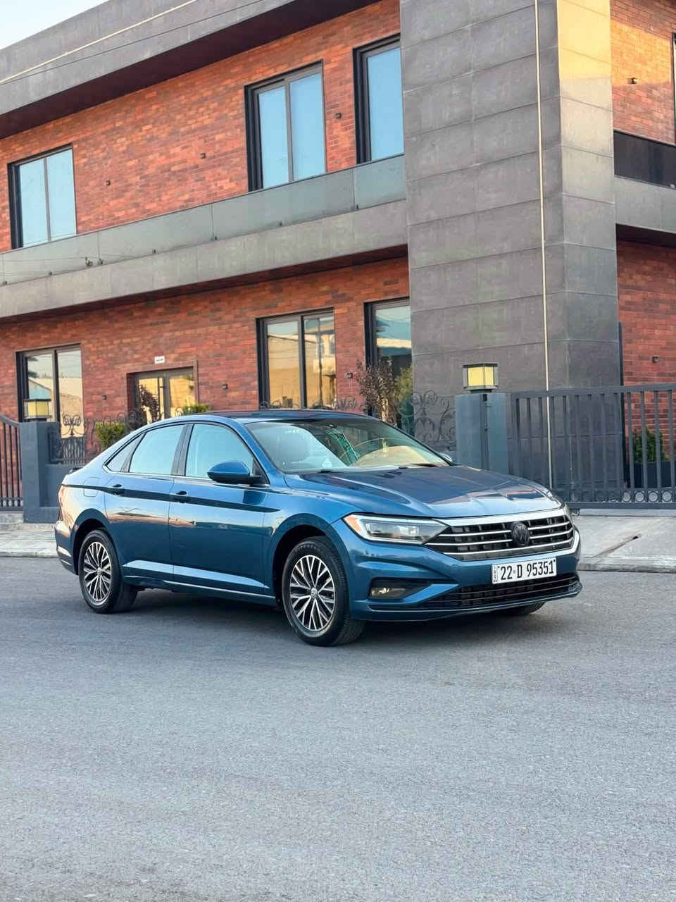 Jetta2021S
یەک پارچە سبوخ یەک تەحدیل بێ ژۆرێ بێ ئێرباگ تەحویل وەکەلە بەشەرت 18 وەرەقەو نیو خارەمەی لەسەرە پاش مەحمەلەی دەدرێتەوە 
ژم📲:7504841031 أربيل, العراق
