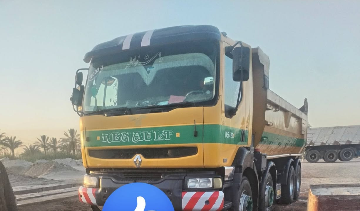 رينو موديل 2003 مكينه 420 كير 151 سياره جاهزه للشغل  ***********  )) ***********
