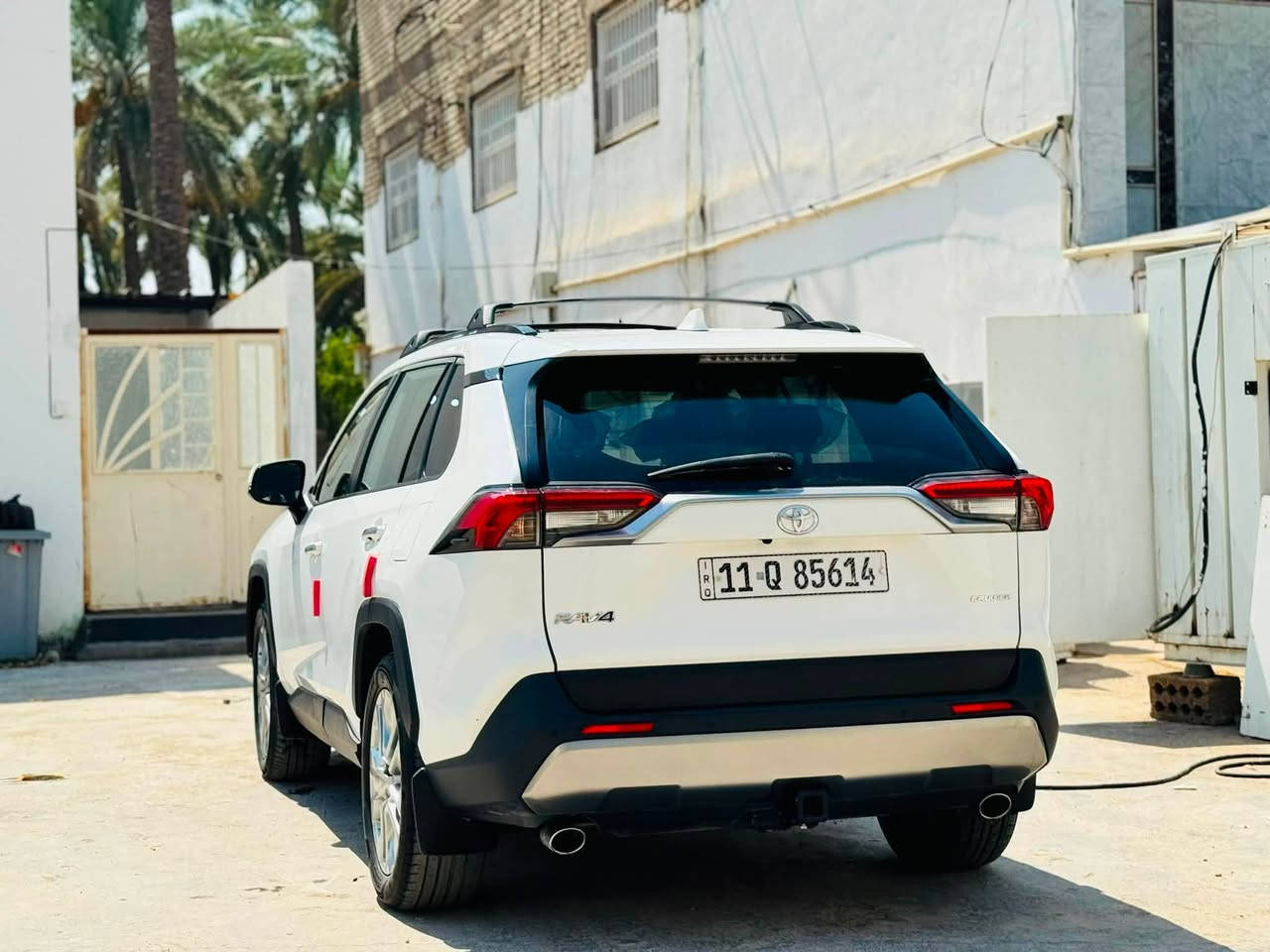 السلام عليكم 

تيوتا RAV4موديل 2023 بأسمي رقم بغداد بيها صبغ ربع باب الصدر فول مواصفات الاستفسار ***********
***********
