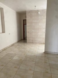 بيت زراعي • ١٠٠م • الباني روما