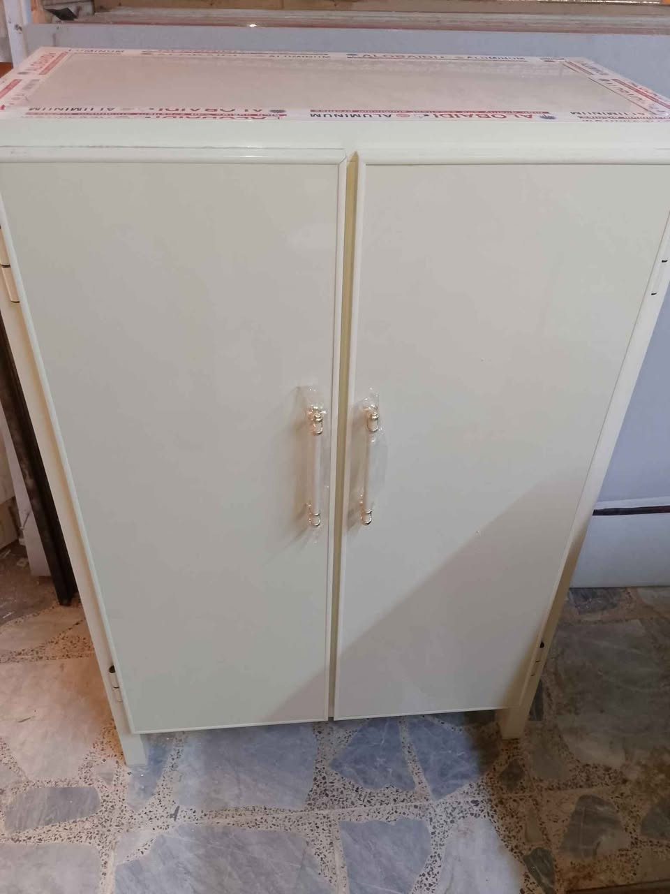 جزامه سعر 110 قياس 120*40*80 مقطعه 5 خانات توصيل موجود جميع مناطق البصره حجز وتساب *********** البصرة, العراق
