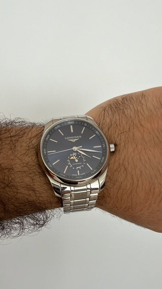 Longines The Master Collection للبيع
الساعة نظيفة وياها كارت الشراء

1000$

للاستفسار : ***********
