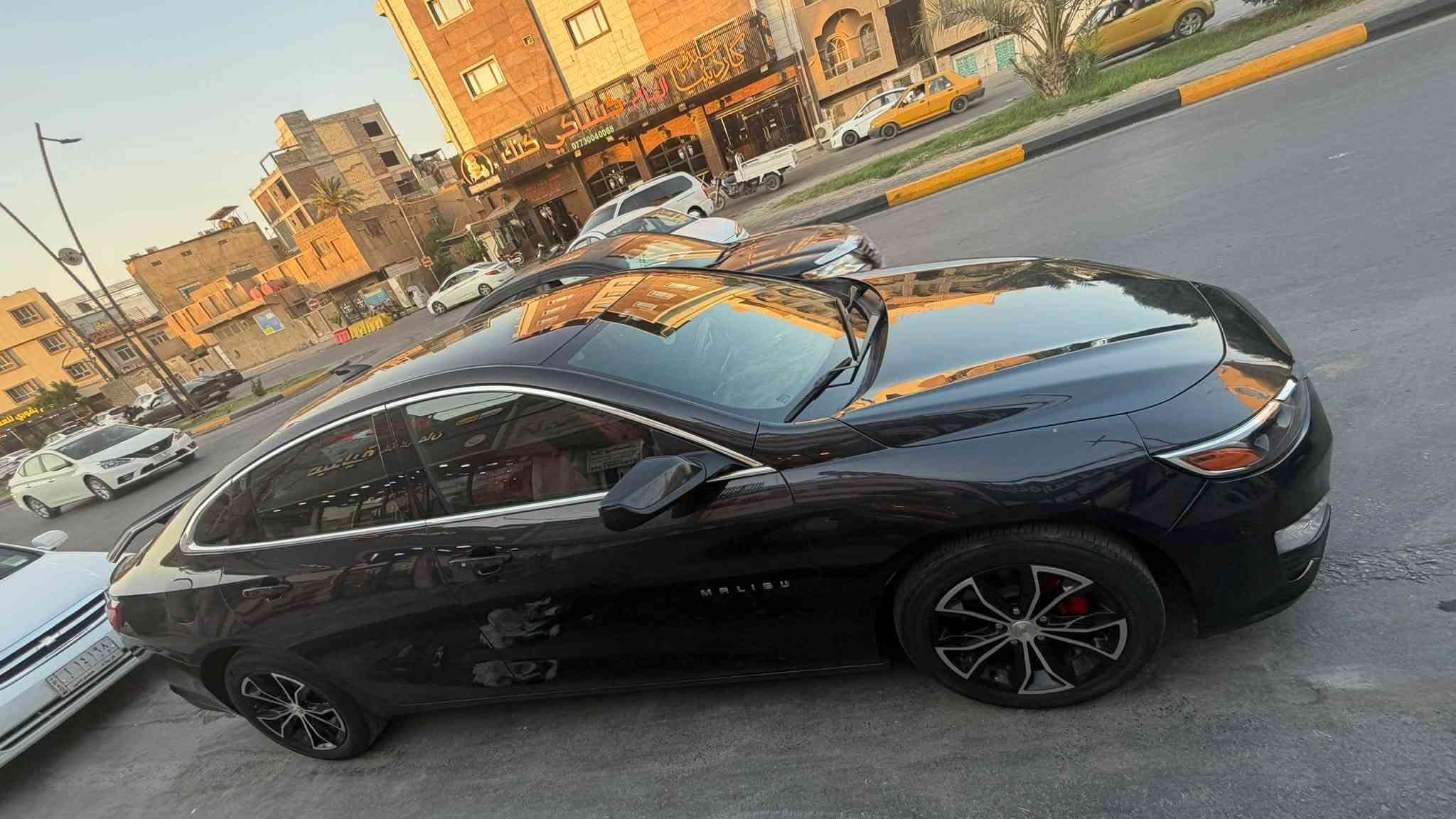 شفروليه ماليبو  LT موديل 2023 قطعة وحدة جاملغ خلفي الباقي  كفاله عامة ايرباك سليم  وماطاك ✅

موصفات:
مكينة 1500 تيربو 

بصمة  تشغيل عن بعد

ابواب بصمه

شاشة  كاميرا

ردار

نقطة العمياء

تحديد المسار

تحديد السرعة 

كشن كهربائي

تبريد امامي وخلفي

رقم كربلاء باسمي وحرة 

ماشية 40 الف كيلو وليس ميل 

 سنوية جديدة السيارة قبل شهرين رقمتها 

للبيع او المراوس 
السعر 125 $ وبية مجال بسيط 
مكاني كربلاء 
***********
