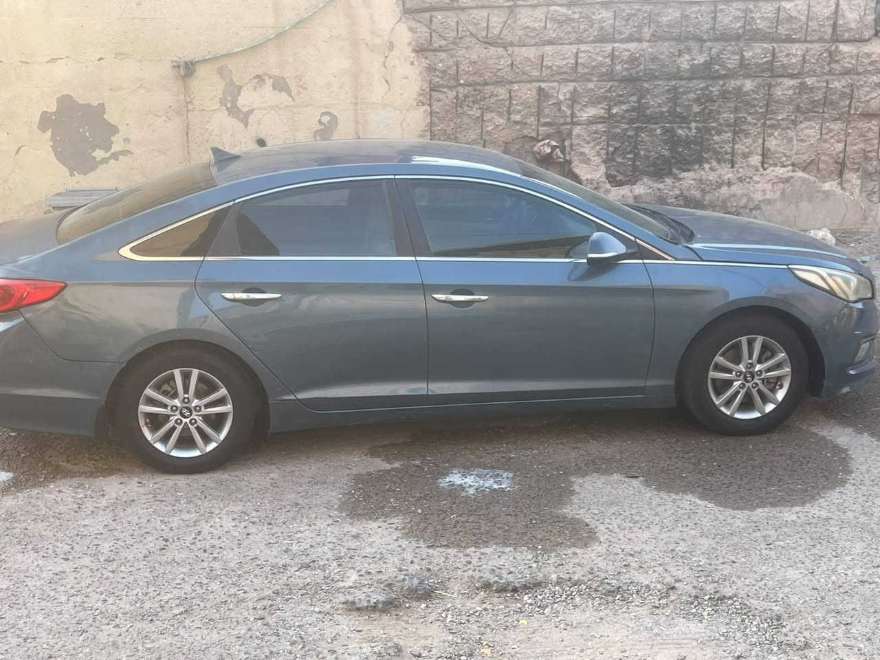 السلام عليكم سوناته وارد امريكي مديل ١٦ مكينه ١٦٠٠
سياره بيه صبغ رقمها معوقين ولمعوق متوفي 
ابيعه عله وضعها سعر ٧٥ وبيه مجال بصيط 
رقم تلفون***********
