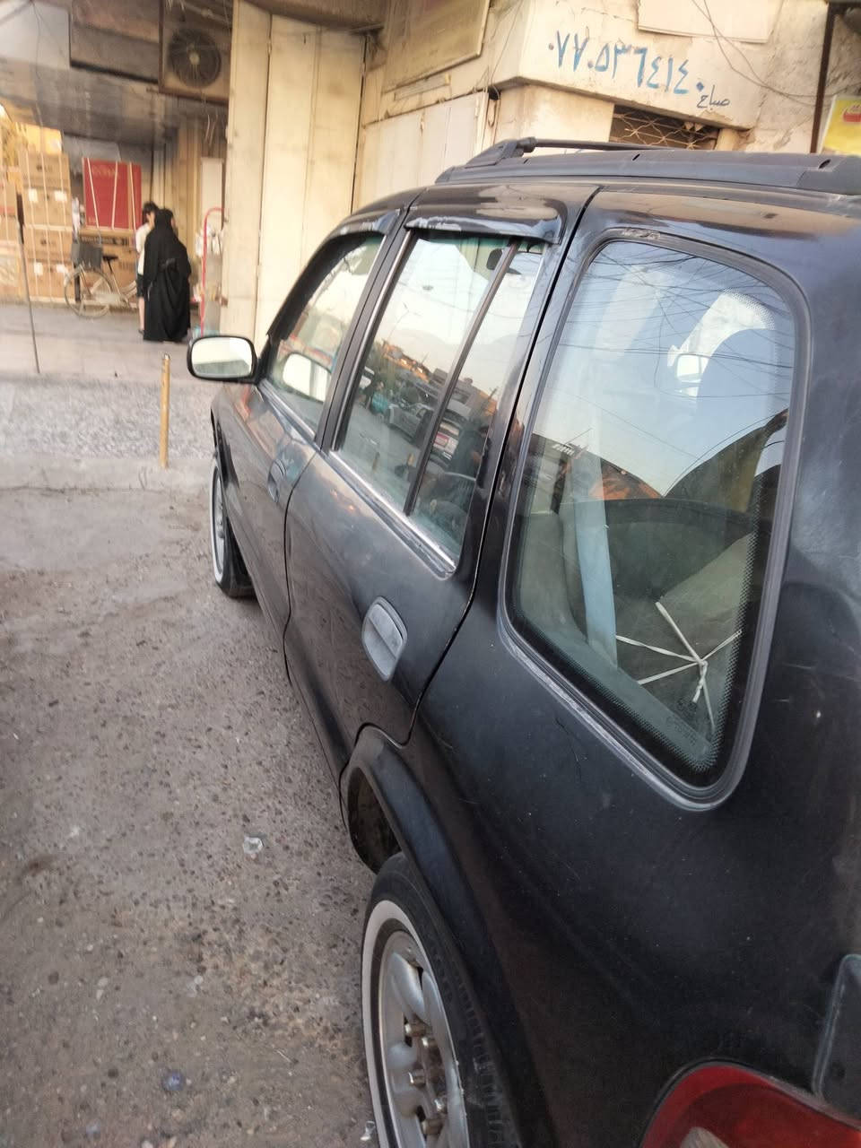 للبيع كيا سبورتج موديل 1997مكينه وكير فو اس بغداد مشروع وطني بسمنه السعر 35 وبيه مجال بغداد الشعب للاتصال ***********
