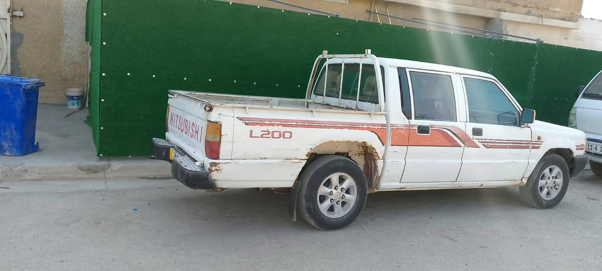 بيك اب • ١٩٩٣ • رقم انكليزي
