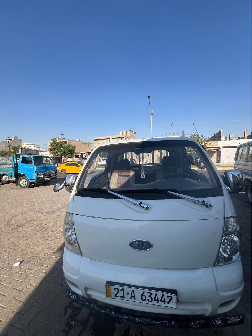 كيا بسنگو للبيع تايرات ورا جديد كهرابيات كله شغال تبيرد ثلج شاصي ابشرط سياره شرط تحويل مكاني كركوك كير و اكسل ابشرط  رقم موبايل.     *********** كركوك, العراق
