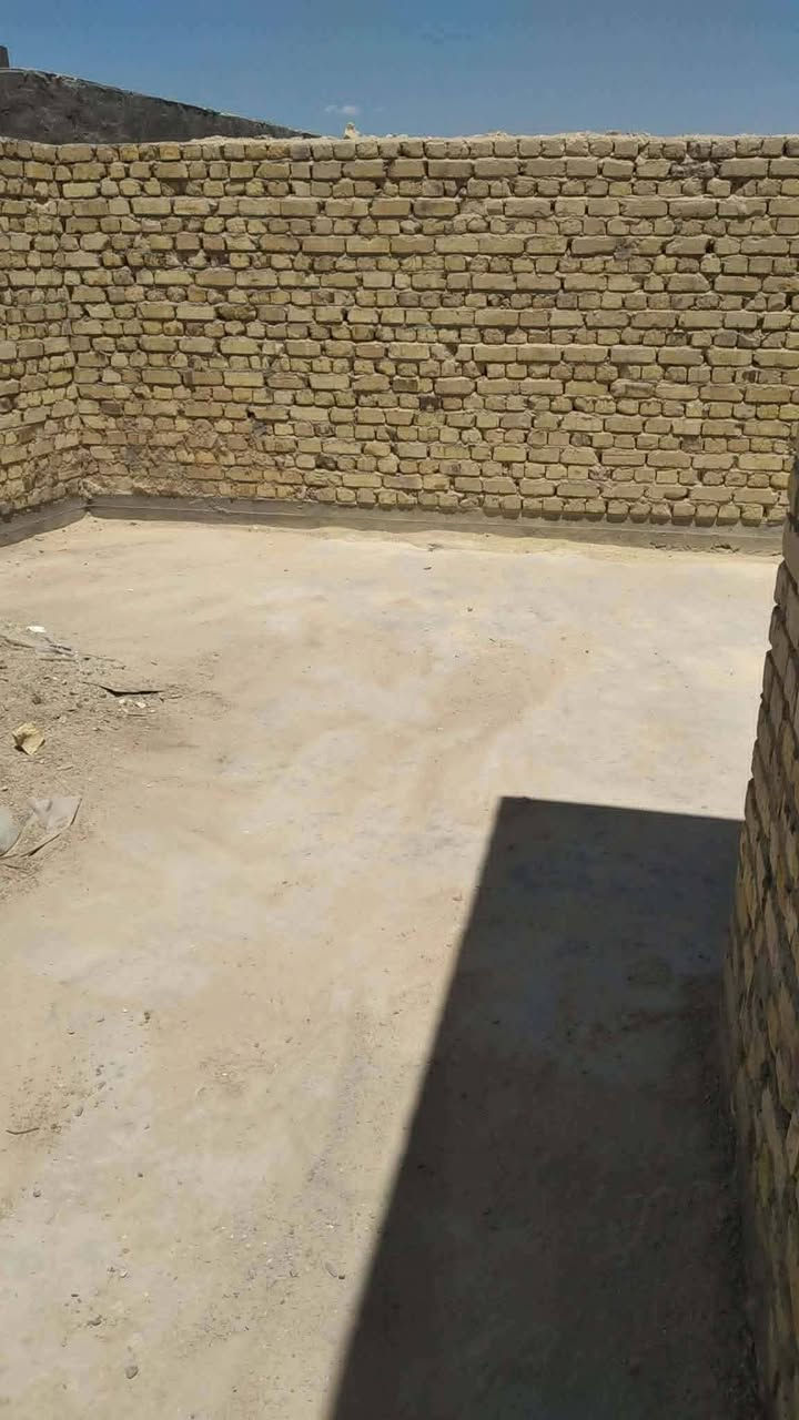 السلام  عليكم    تنضيف بيوت وتفليش طابوك وتدخيل سبيس هذا رقمي *********** هذا رقمي بي  واتساب *********** سعر مناسب مكان سماوه
