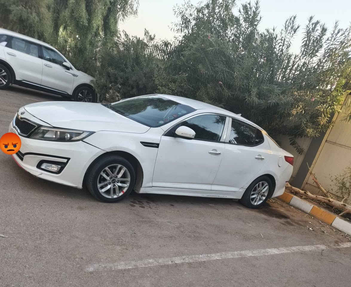 أدوات أدوات أوبتما مديل 15 جاهزه من كلشي مال جنيان گير محرك منظومة تبريد حداديه كله مكفول
بيه ارقام وسنوي مطابق وي الشاصي موصفات 
شاشه   حساسات. اشارة ترحيب   بصمة تشغيل أبواب وجنطه  تبريد قطعتين. غرفه جلد جديده اشاير بلمري   تحكمان سترين جهتين تحكمات بلمري سايد بريك بلرجل  محرك 2400 خط واحد غاز  كلشي بيه مكفول مكان نجف شراي اتصل سعر مال بيع$40 وبيه مجال حك جيتك***********
