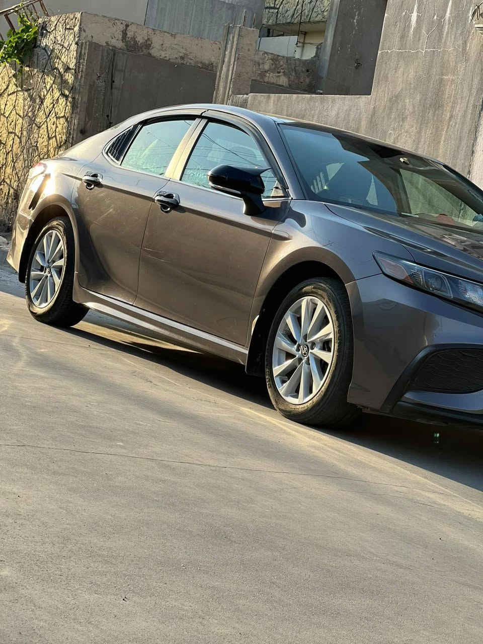 السلام عليكم
تويوتا كامري TOYOTA  CAMRY
موديل2023
وراد امريكي 
رقم كركوك+بيها دفتر بانزين
هزه و سنويه جديده 
موصفات SE
محرك وكير شرط
ماشيه 153k 
تبريد وتدفئة 
سياره ضررها جاملغ خلفي فقط  💫 مثل ما موضحه بالصوره
السيارة كاعده وحيل حلوه ماتصرف عليها برغي 💫 
السعر190$وبيها مجال 💫 
الموقع(كركوك) 
#الأستفسار ***********
