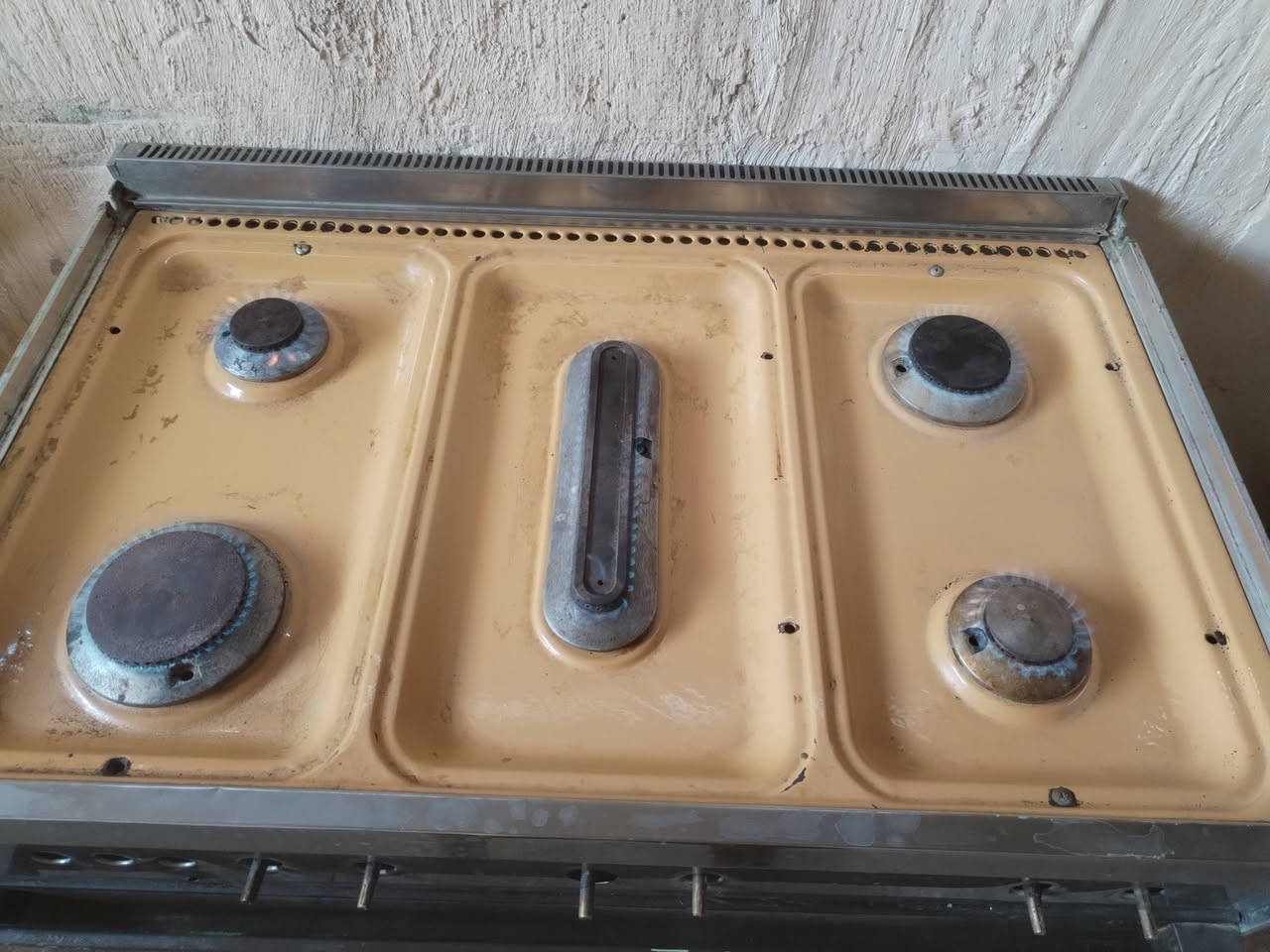 طباخ عشتار نضيف للبيع
كلشي شغال فرن وعيون ونار تخبل

مكان كوت حي لحوراء ***********

   الراغب بل شراء

يتصل عل صاحبة الحاجه وتدلل

#المندوبه_نورهان 💖 غير متواجده عل فيس رجائن

