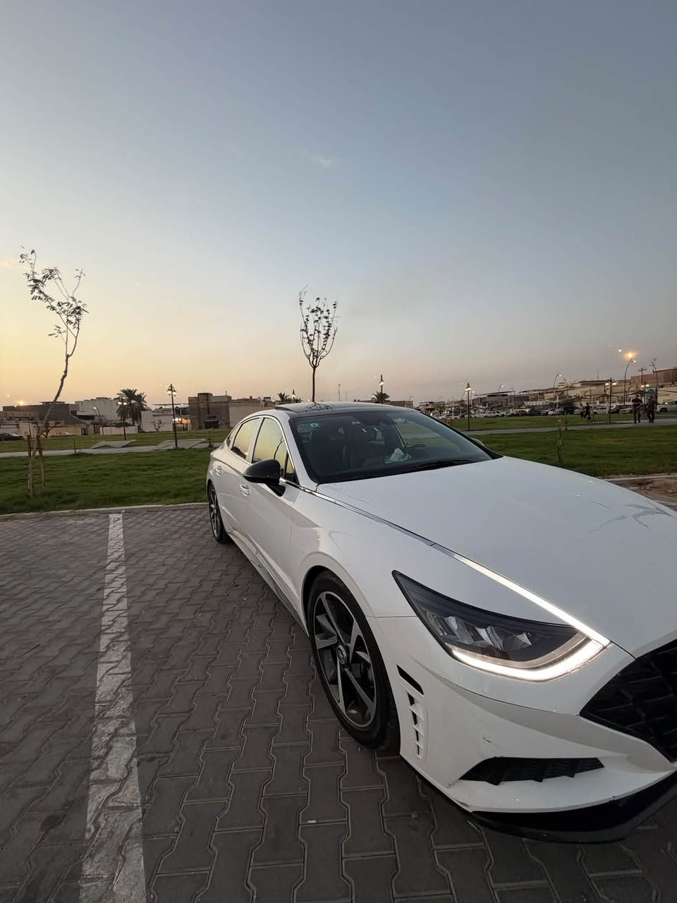 هونداي سوناتا (فول 1/1)
موديل: 2023
لون : ابيض رقمه بصره معوقين
وارد :وارد امريكي بيه بنيد امبدل بيهه رصعات بل جملق خلفي قليل مايبين
محرك : 1.6 تيربو)*
عداد المشي 70الف بالكارتون بعدها
مواصفات
صمة
بصمة ابواب
تشغيل عن بعد
شاشه حجم كبير تدعم كار بلي
كامرة خلفية
حساس خلفية
لد امامي خلفي
اشاير مري
نقط عمياء
كشنات كهرباء + كشن حار كشن
بارد +ستيرن حار
جنطة بصمة + دكمه + حساس عند
الاقتراب
تنبيه خروج عن مسار
رادار امامي خلفي وجانبي
فول حساسات اوتو ستوب
تحكم وضعيات قيادة
اوتو هولد
ول تحكم ستيرن مع قيادة ذاتيه
سايد بريك كهريا.
داخل اسود سقف كنتارة اسود
بانوراما
قطعتين تبريد
شاشه تبريد منفصل
ستم سماعات 12
شحن واير لس 
عنوان البصره 
سفسار على رقم 
سعره 168
***********
