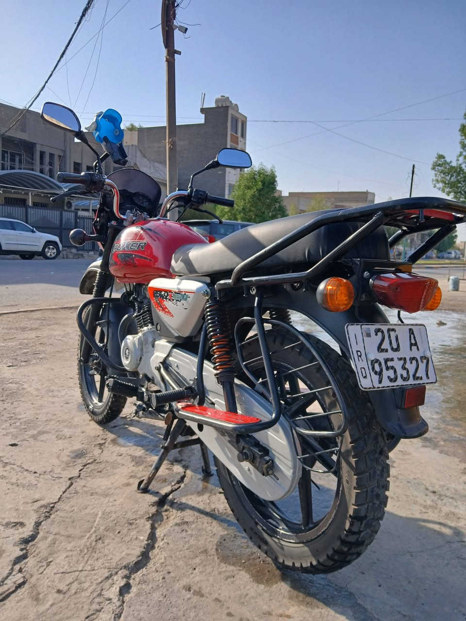 السلام عليكم 
دراجه بوكسر بالباكيت المحرك ناعم وسبانه مامخلي عليه جديده حيل رقم وسويه باسمي تحويل شوكت ميعجبك موديل 23 مكاني بغداد الحريه السعر مليونين و400
الرقم الهاتف ***********
