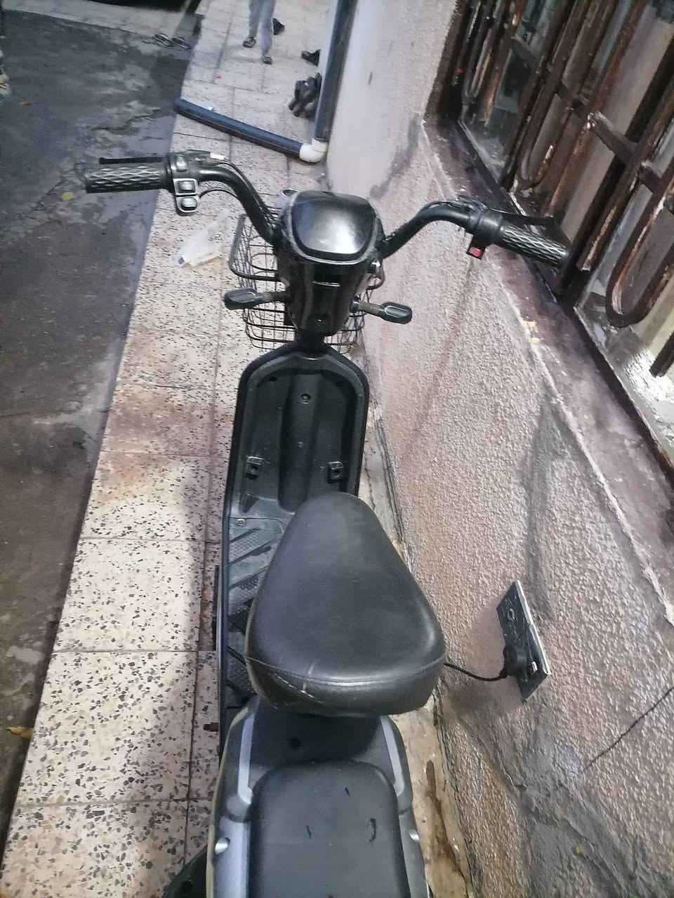 ماطور شحن • ٢٠٢٥ • بطاريات شرط