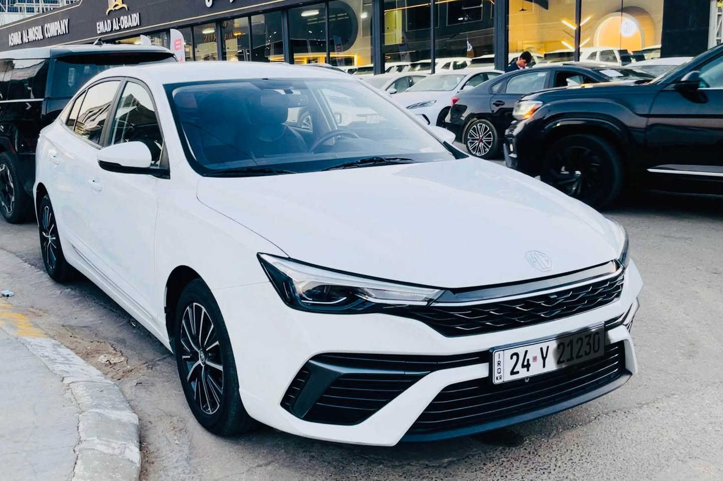 MG 5 بلص
موديل2025
ضمان الشركه 
ماشيه7 الاف 
مكفوله من الصبغ والتعديل
كامره
بصمه
تبريد قطعتين
شرط التحويل 
*********** موصل, نينوى
