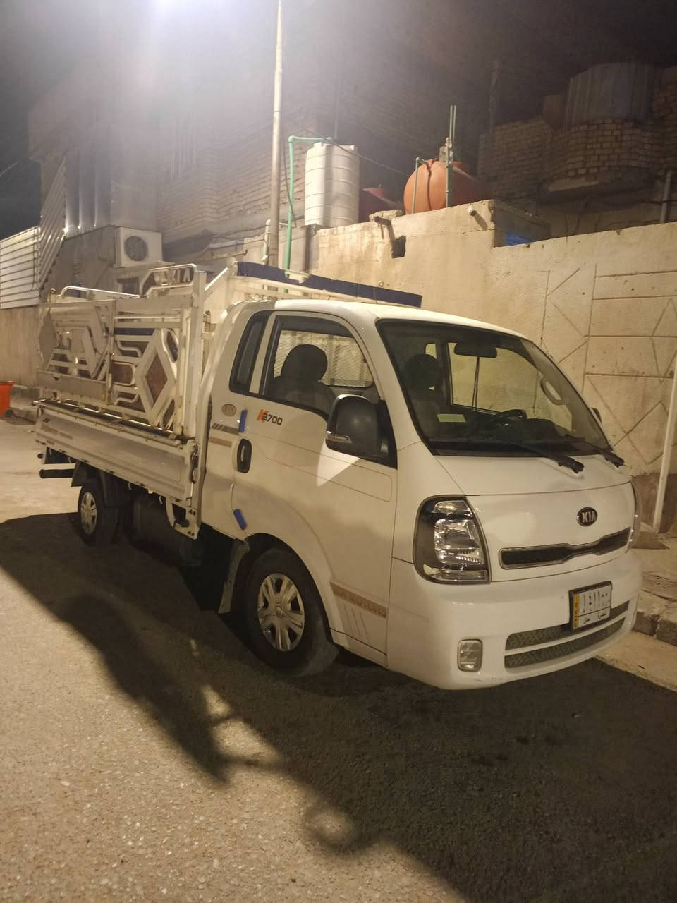 للبيع كيه حمل مديل 21 سياره كفاله ما عده شبر بارد بتكمه رقم بصره راعيه بلبصره سعر 130 او بيه مجال رقم *********** مكلف بنشر مكان بصره حي لصدقاء
