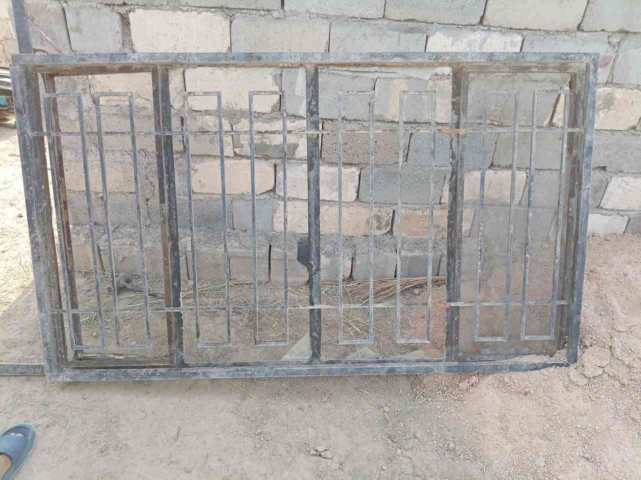 السلام عليكم للبيع شبابيك درجة أولا مال فقير ومناسبات قيم وخذ بل يرضى الله لاتصال على *********** بي وتساب
