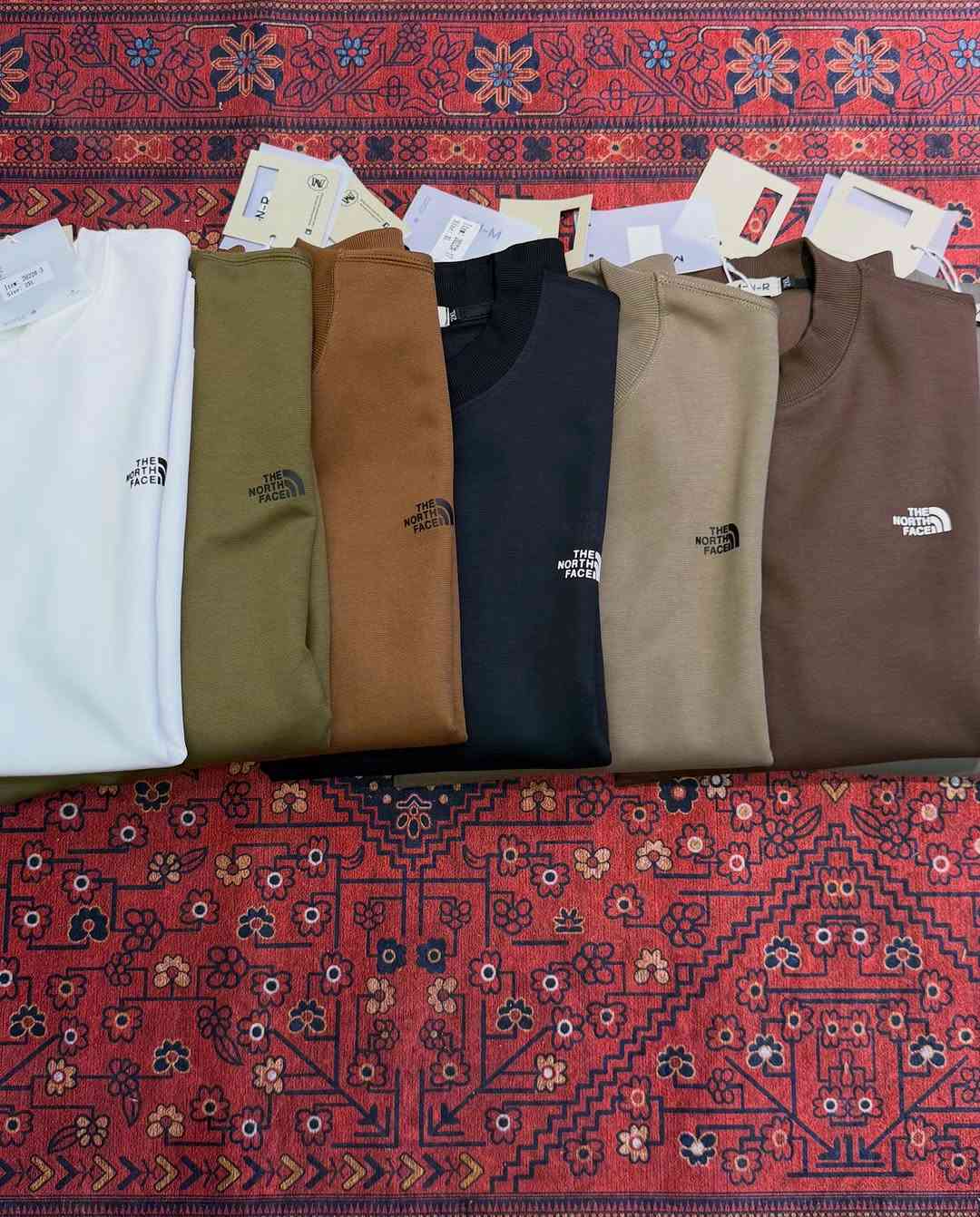 مقاسات S-4XL • ضمان ١٠٠٪ • توصيل لكل المحافظات
