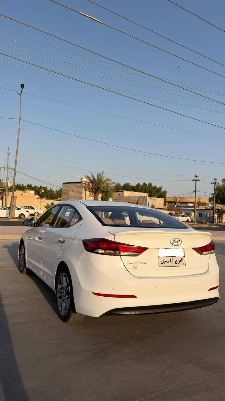 النترا  سوبر 2019 خليجي
ماشية 89000 فقط
محرك 2000
فقط بانزين محسن ودهن اصلي
فول موصفات السياره 
مكفوله من الصبغ والتبديل 
كير ومحرك تبريد مكفولات  
بيهه ضربه خفيفه بالباب الخلفي واصبعين من الجاملغ نفس الجهه على حطتهه بدون تصليح ترجع بارد
سياره جاهزه من كلشي وما ناقصهه شي 
  رقم اربيل
سياره نظيفه وبسعر معقول بالعافيه ع الياخذها 

مكاني نجف
رقم صاحب السياره 
***********
