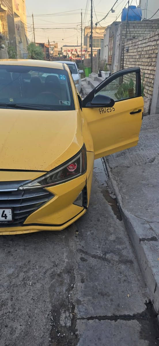 النترة ١٩ صبغه وحدة ماشيه ١٣٧ الف سعر ١٢٠ مجال بصيط محرك تبخير كير اتي المرغوب فقط بنيد هاتف *********** زعفرانيه
