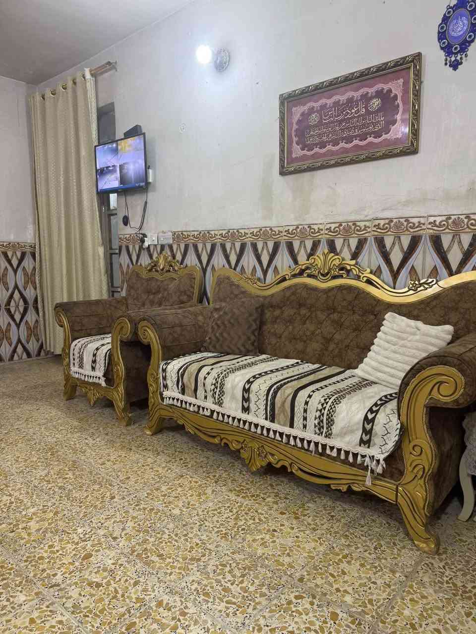 تخم ملكي • ١٠ مقاعد • بوب الشام