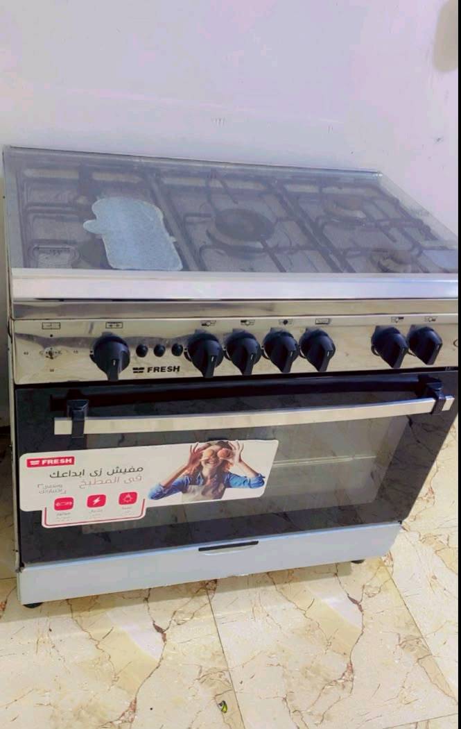غراض للبيع 
سبلت طن ونص جديد ماداخل تصليح ولا بي اي عاطل شغال وجاهز السعر 250 
غساله حجم 15 كيلو جديده ونضيفه وشغالة لا داخلة تصليح ولا شي سعر 75
طباخ جديد ما مستعمل اصلا كلش نضيف 5 عيون كله شغال سعر250

الطباخ موجود في  نواب الضباط مقابل مستشفى الفيحاء 
السبلت والغسالة في ابي الخصيب شارع سيد حامد قرب معمل بلوك الشيخ