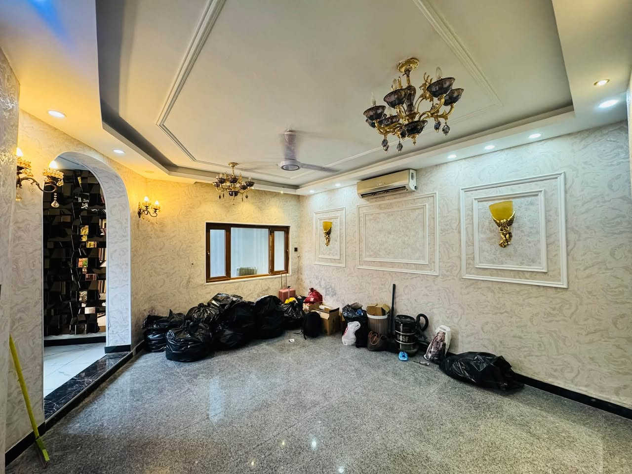 مؤثث • ١٨٠م • طابو ملك