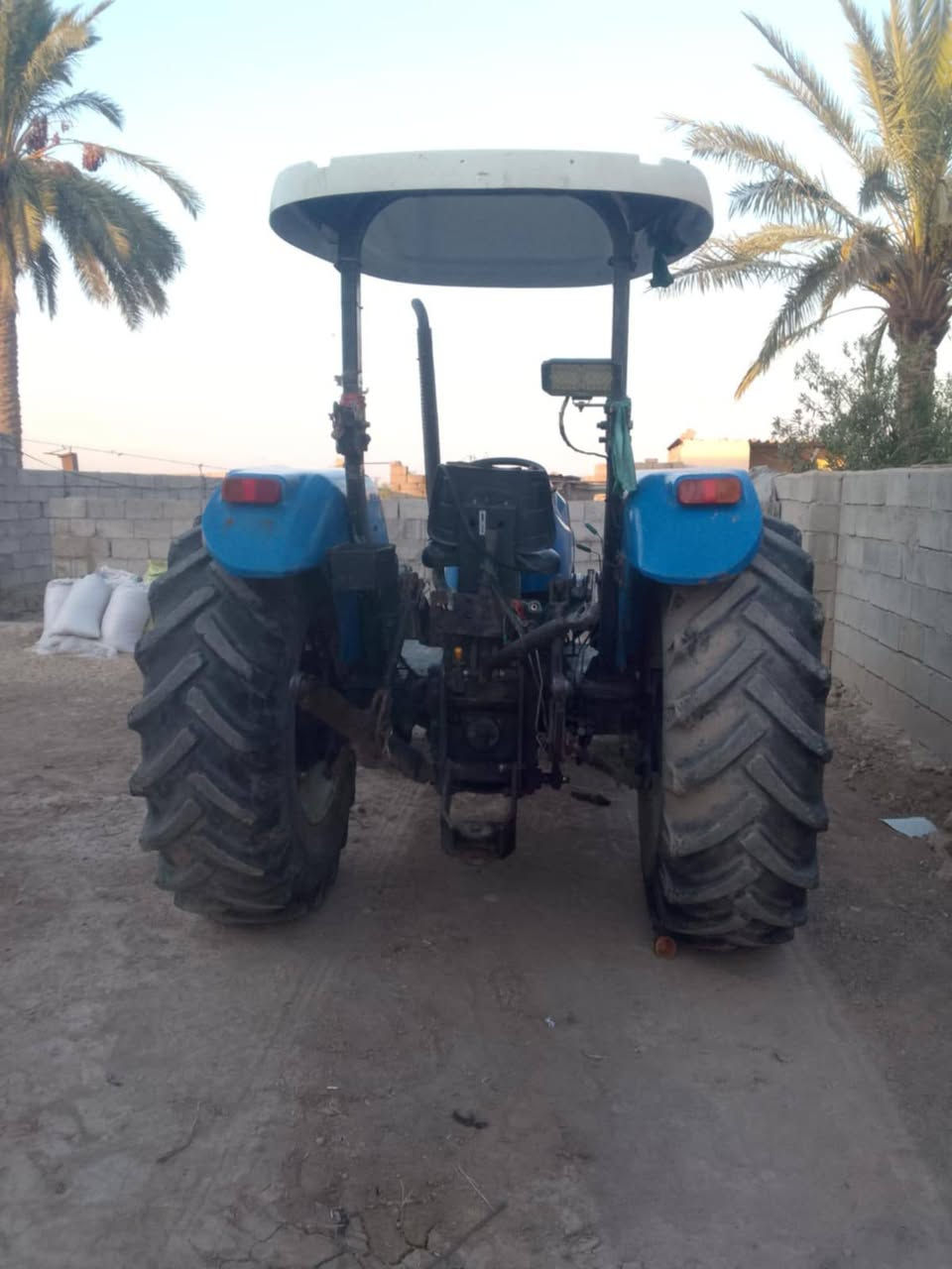 للبيع مكينه حجم ٨٠ موديل ٢٠١٢ بدون/ ***********
