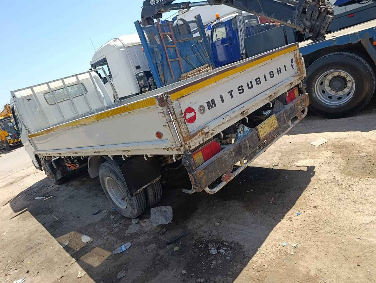 سلام عليكم بدي كنتر  ماليزي لبيع  نضيفت شوفت عينك جهاز  ما بيهه تعمير علئ بلاد طول 4 ونص  العسر ب9 ورق بي مجال لشراي ***********
