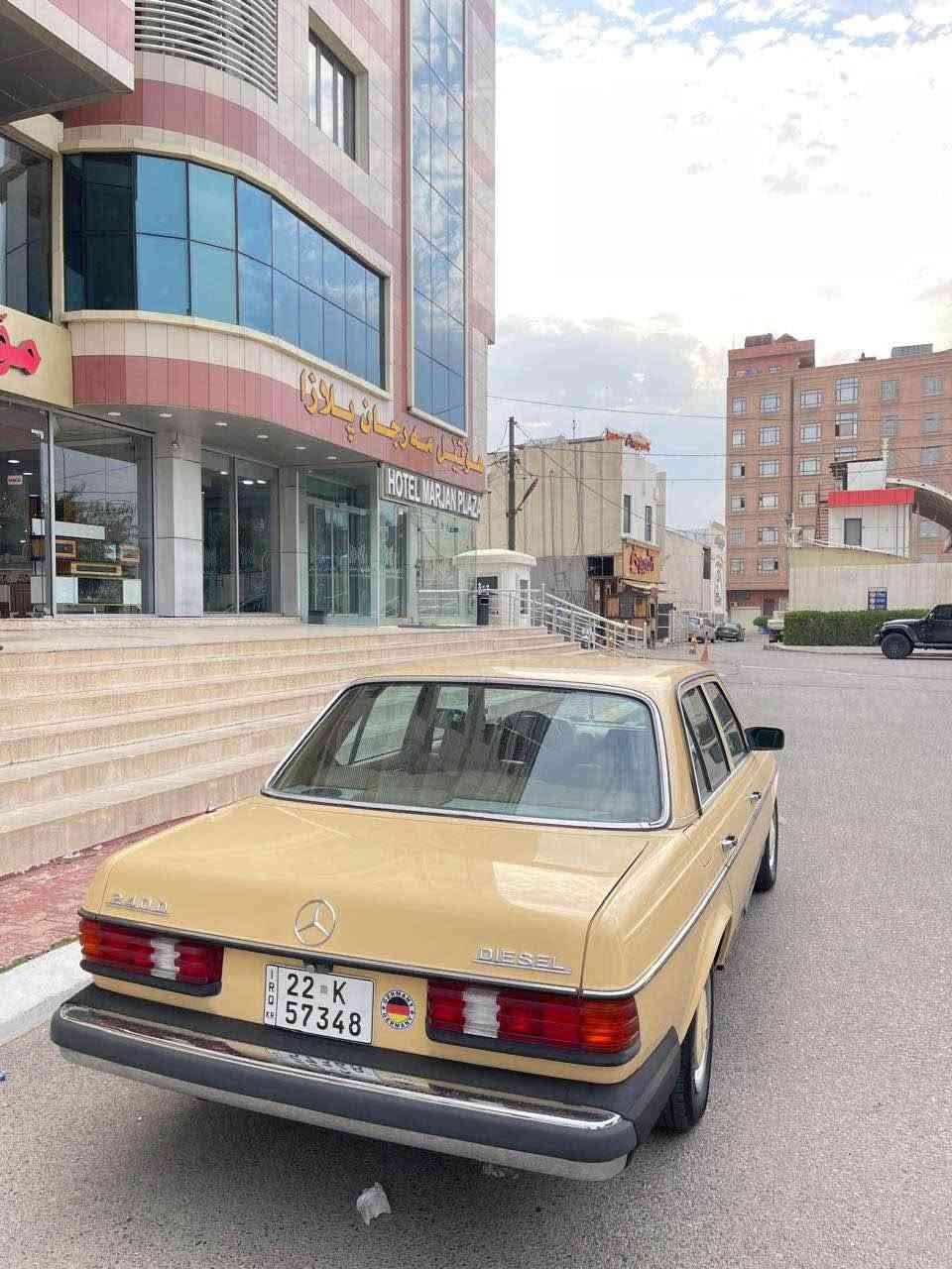 مرسيدس ٢٤٠ • ١٩٨٢ • اربيل