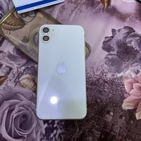 ايفون ١١ ١٢٨ • بطارية ٧٠٪ • شاشة مبدلة