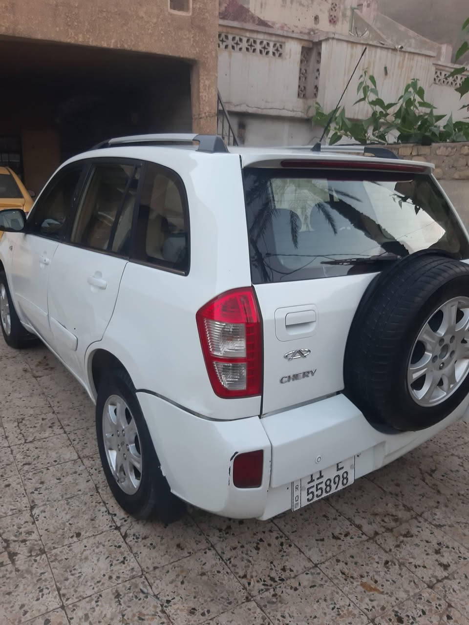تيكو ١٢ شكل ١٣ حلوة وجاهزة٤٥ وبي مجال كلش قليل حك الجية والعمله
هزة جديدة 

قطعتين صبغ فقط 

نواقص بسيطه جدا متكلف ١٠٠ الف مثل دبلات الورا والدعامية الورا تحتاج تثبيت 

ميكانيك مضبوط جدا 

تبريد 

وكامل مواصفات واي خياسات ماكو ابدا حتى جهة السلايد رووف مابي خياس

بيها منظومة زنون 

منظومة ماء جديدة علشركة وحماوة ماكوا صفر وي التبريد مشتغلهه شغل شركة 

منظومة كلج اصلي ب٥٠٠ الف ناعمة متسمع صوت 

باسمي تحويل اي مكان 
بغداد الكرخ مقهى البيروتي

***********
