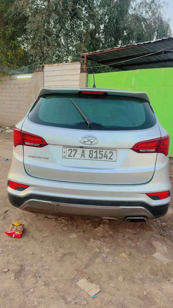 سنتافي وارد امريكي 
موديل 18 
سياره جاهزه 
السعر 165
***********
