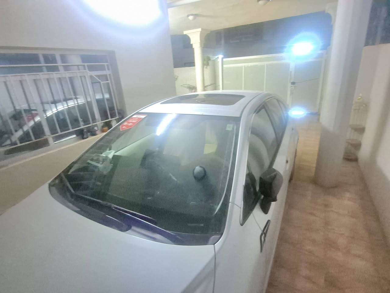 كورلا ساز ٢٠٢٥ بانزين تبريد قطعتين  سياره فول اوتوماتيك فتحه رقم سليمانيه  ماشيه ٩٠٠٠ اخت زيرو سياره على وضع شركه سعر عل هاتف ***********
