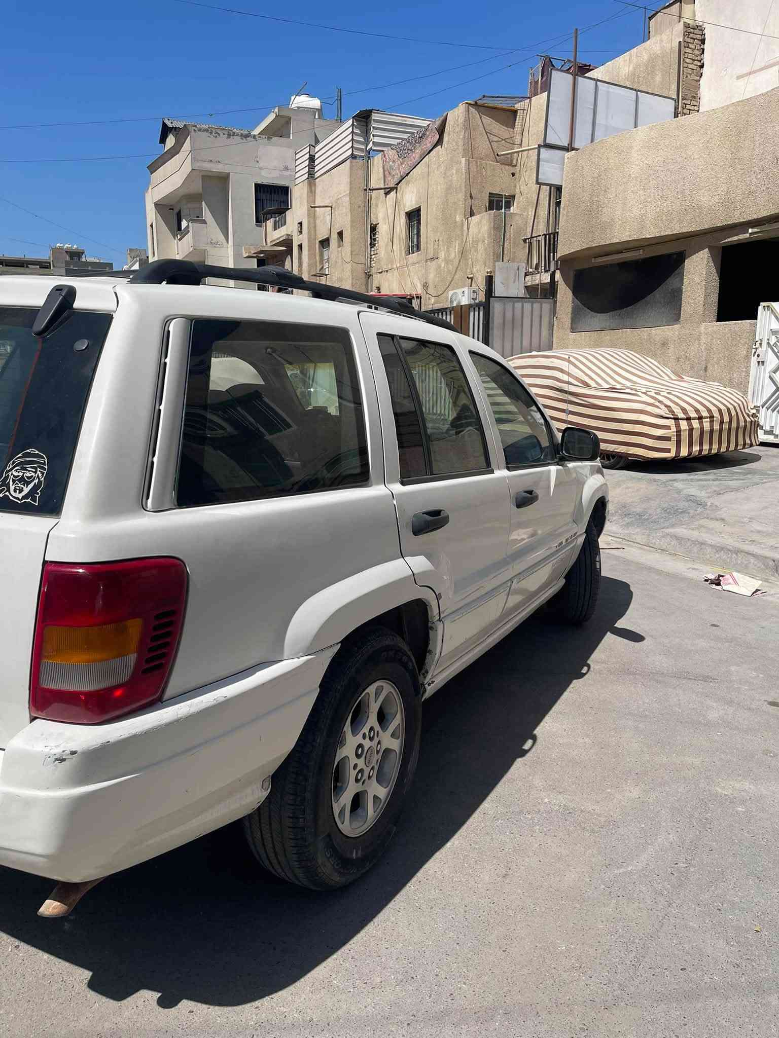 جيب موديل ٢٠٠٠ السيارة بدون حادث بيه مكانات تكحيل مكينة خير من الله الكهربائيات كامله الصدر الخلفي نص عمر باتري جديد عبو بانزين جديدة 
مكان بغداد شارع فلسطين ***********

السعر 52 أو بيه مجال
