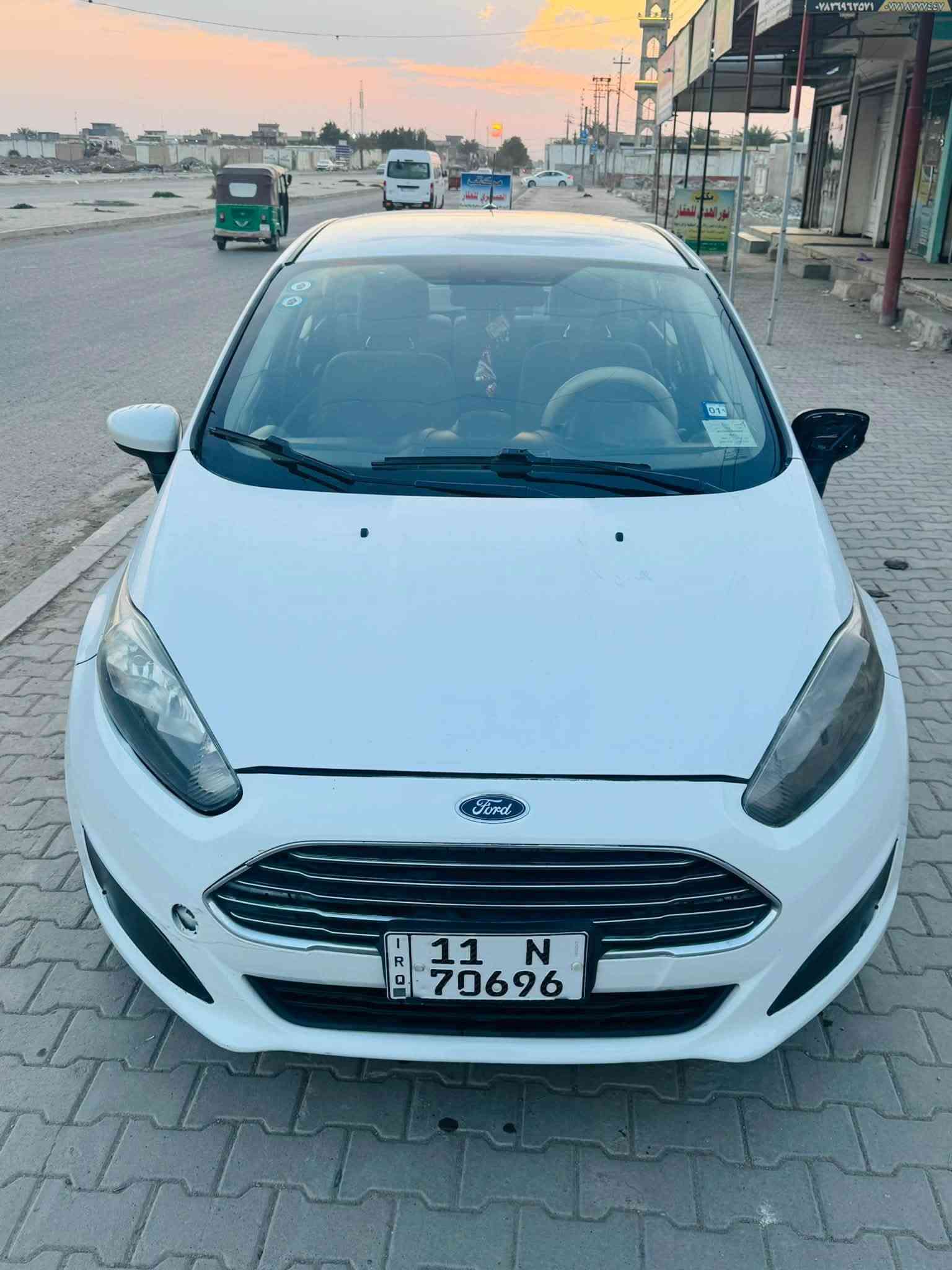 فورد فيستا ٢٠١٧ وارد امريكي رقم بغداد تحويل نفس اليوم  ضرر جاملغ فقط بدون اي دواخل عدى هذة مكفوله محرك ٢٠٠٠  استخدام شخصي  بالعافيه ؏ الياخذهه  سعرهه ٦٩ وبيهه مجال للشراي 
الاستفسار ***********
