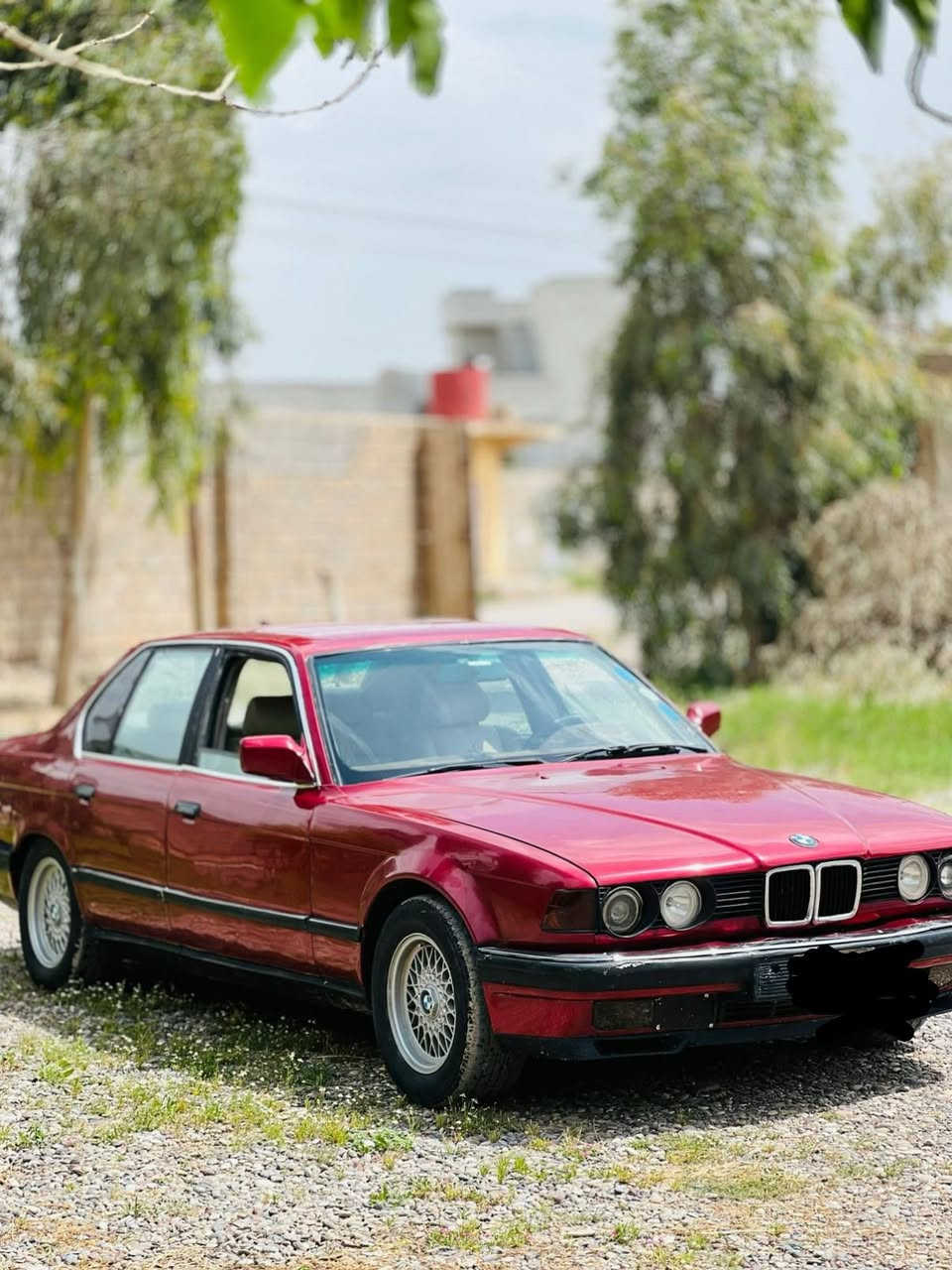 السلام عليكم                                                                            بي إم  BMW 
حجم/730
موديل/1992
فول مواصفات كشن جلد فتحة ايرباگات
تبريد ثلج ❄️ 
شرط لا صرف ولا نفخ 
سياره جاهزة 
رقم نينوى شرط التحويل
هـ***********
