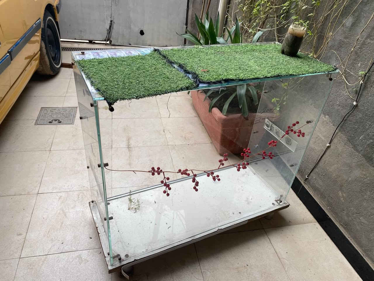 ميز • للبيع • اتصال