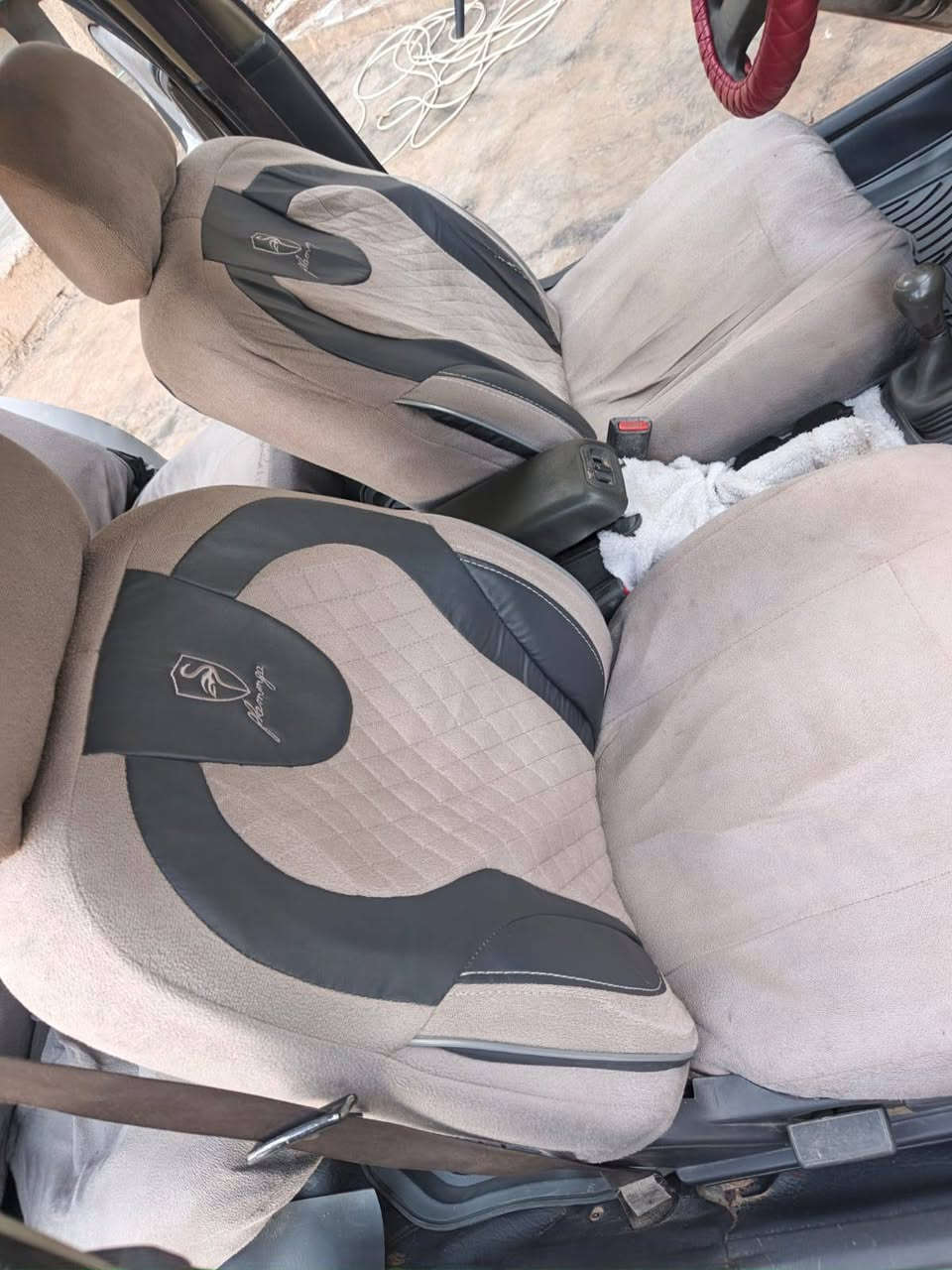 سلام عليكم... للبيع مازده موديل 91.رقم سليمانيه 
سياره نضيفه. سنويه باقي شهر تسقط 
مراوس به اوميگه فقط 
وبيك خير ودلل. ***********
