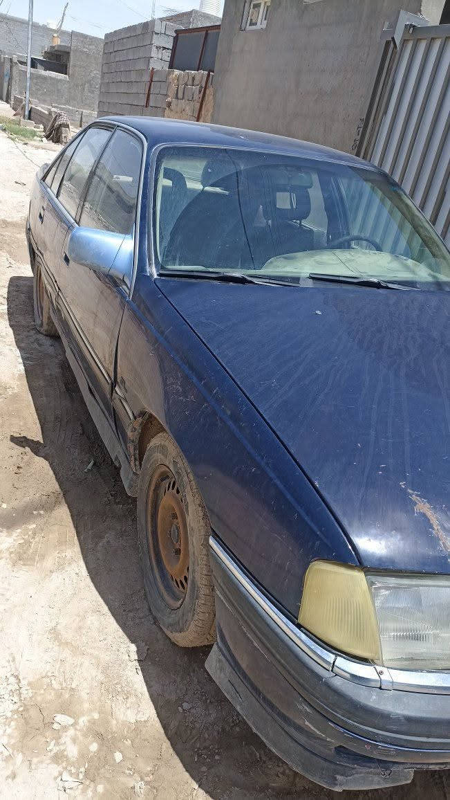 السلام عليكم اوميكا 92 صندوگ عادي سنوية 28 محرك 2000 گير عادي مال كصه مبدله جديد والقديم موجود 
سيارة تفيد ابو عمل قفلها 14 ورقة شرط تحويل
*********** الفلوجة
