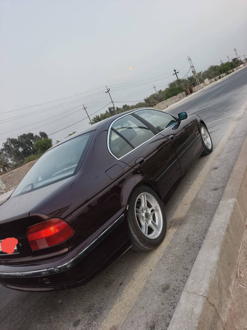 صقر للبيع  م 96  سيارة نضيفه مال جناي المكان كربلاء ***********
