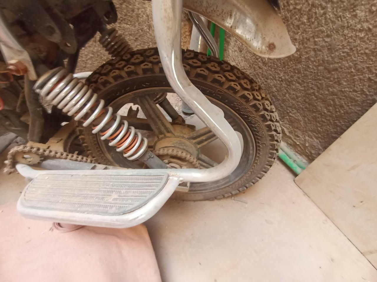 فيوم مكانها النجف تعمير جديد
***********
