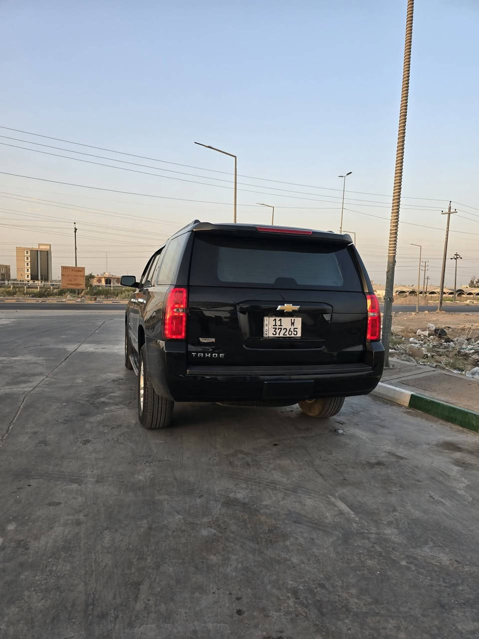 تاهو خليجي Ls موديل ١٨ كفاله السيارة رقم بغداد السعر ٣٤٠ وبيها مجال *********** مكان السيارة البصرة
